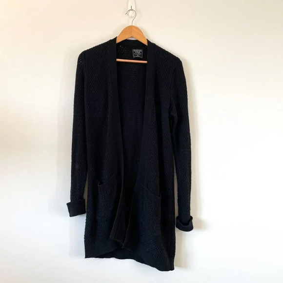 Abercrombie & Fitch BLACK Long Open Front Pocket Knit Cardigan Size Medium - Picture 2 of 7